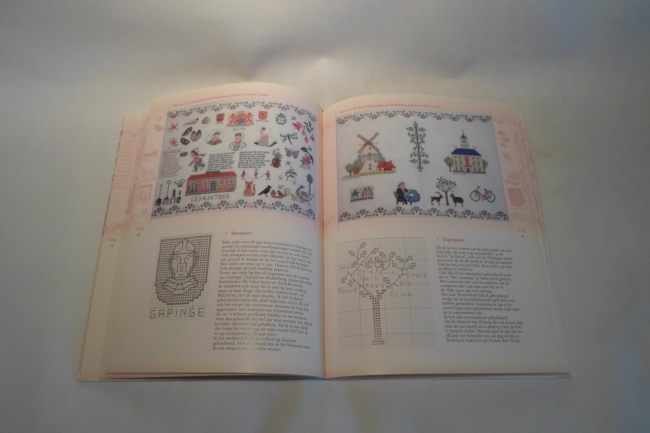 Boek Door Ons Gedaen Merklappen Zeeland