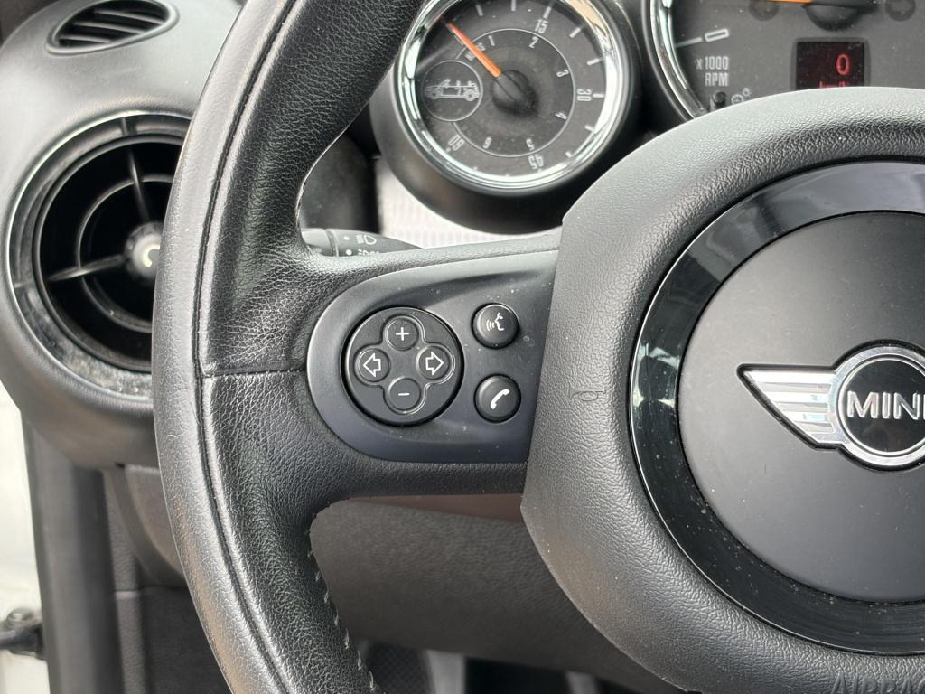Mini Cooper Cabrio 1.6 highgate, nl-auto!