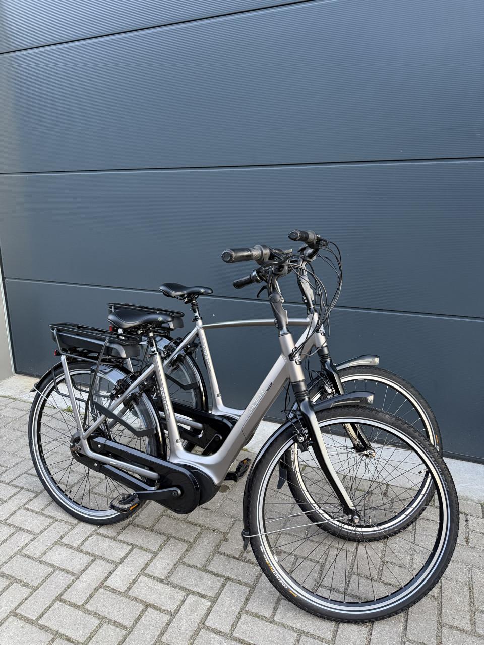 Set Gazelle orange C310 middenmotor elektrische fietsen 400WH