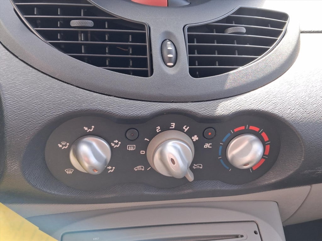 Renault Twingo 1.1 airco | cruise control | radio & cd-speler | elektrische
