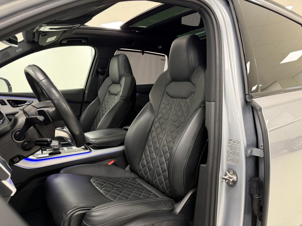 Audi Q7 60 tfsi e quattro competition panoramadak | b&o | rs stoelen | nigh