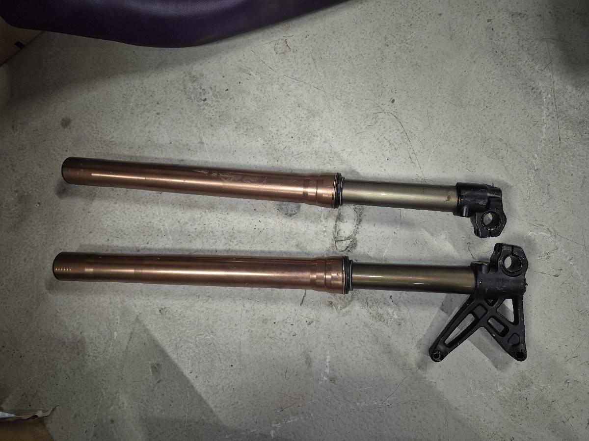 10.000 Nieuwe en gebruikte motor onderdelen