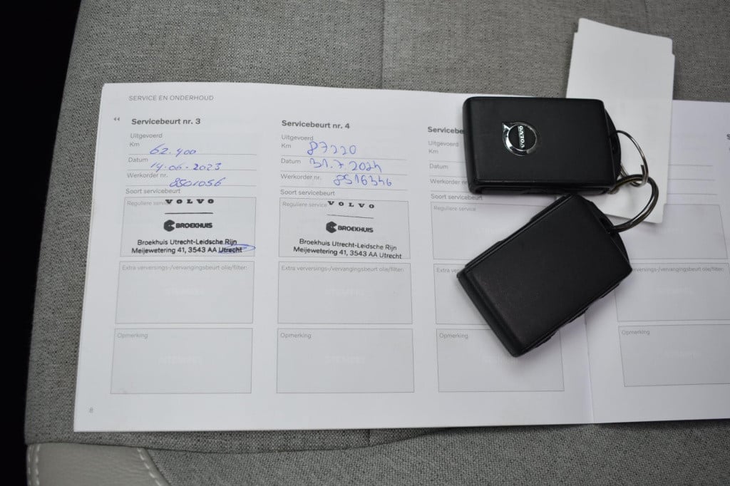 Volvo XC40 1.5 t3 momentum pro | pano | camera | apple carplay | android au