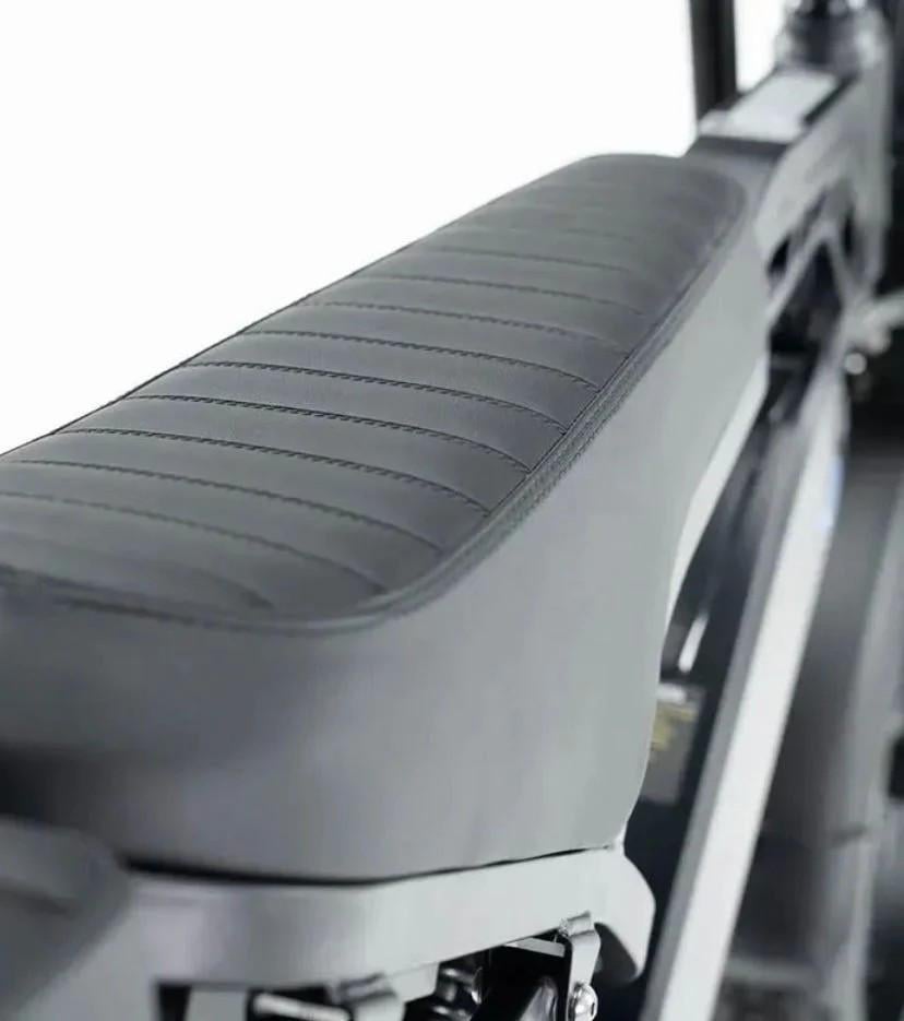 Nu bij Everywhere Mobility OUXI V8 GLOSSY BLACK € 1.095,-