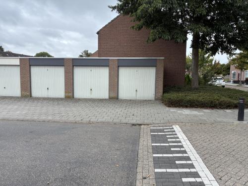 Te huur: garagebox Oostburg