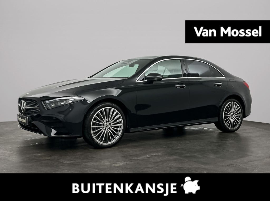Mercedes-Benz A-Klasse 250 e amg line | automaat | lage km stand! | apple c