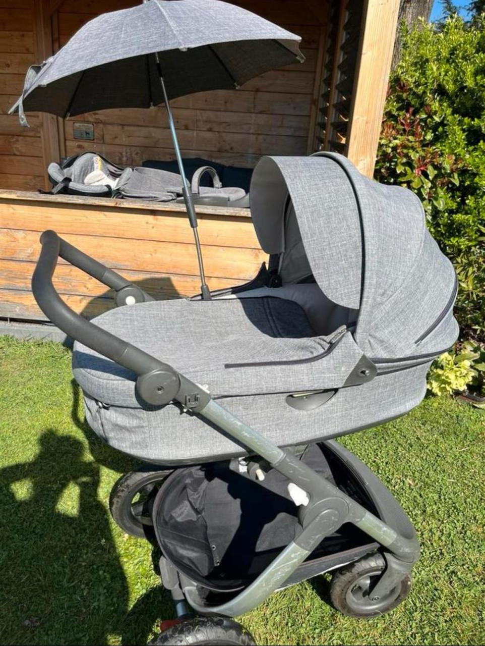 Stokke kinderwagen met veel extra’s