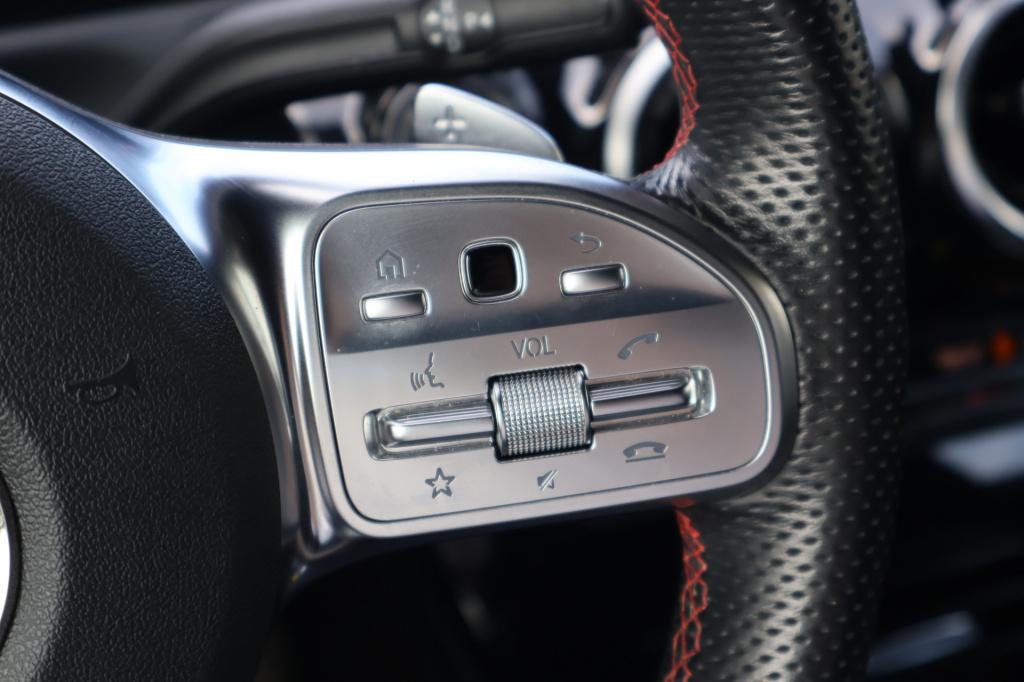 Mercedes-Benz A-Klasse 180 business solution amg l automaat l camera l temp