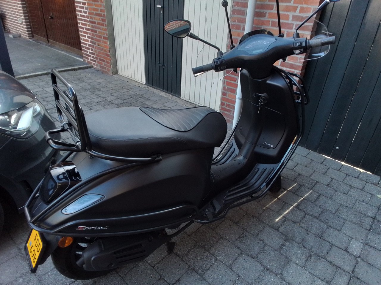Vespa Sprint Notte zwart special edition 2020