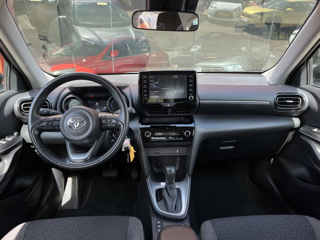 Toyota Yaris Cross 1.5 hybrid active | climate | cruise | camera | apple / 