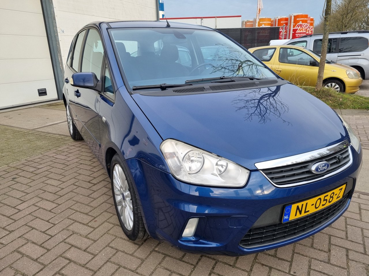 Ford C-MAX 1.8- 16V Ghia Flexifuel