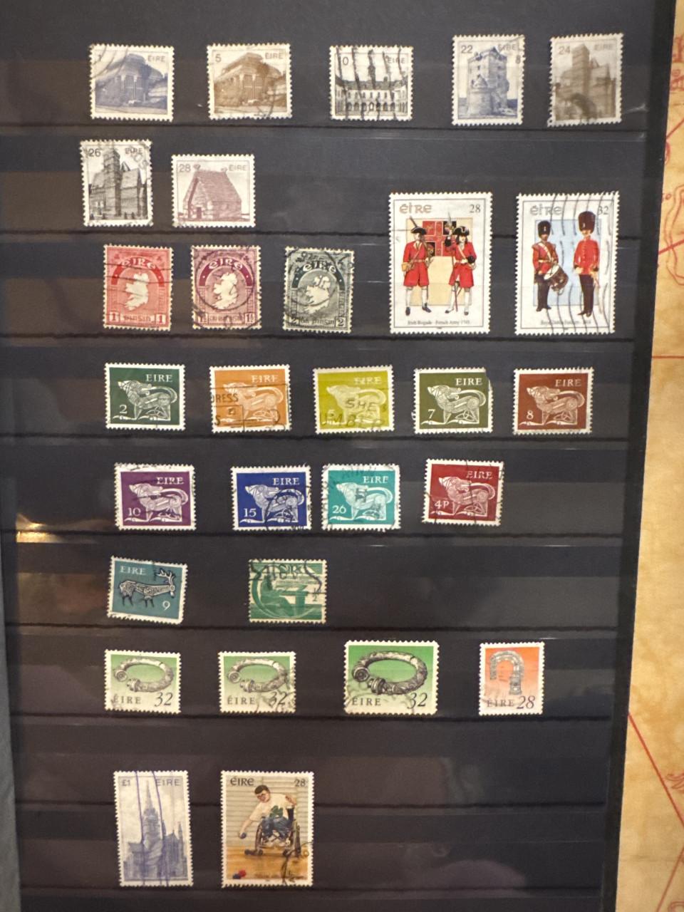 Complete postzegelverzameling – 4 albums