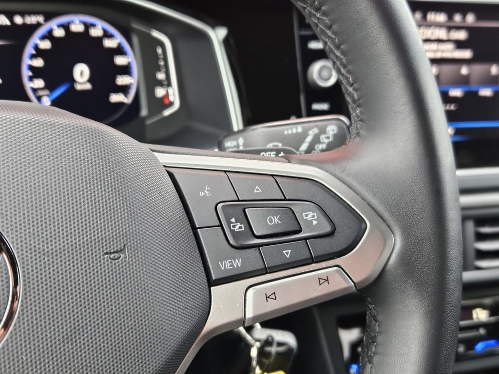 Volkswagen Taigo 1.5 tsi r-line | camera | carplay