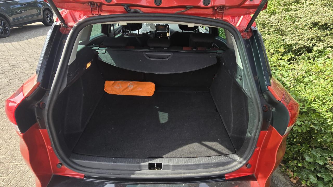 Renault Clio estate 2013