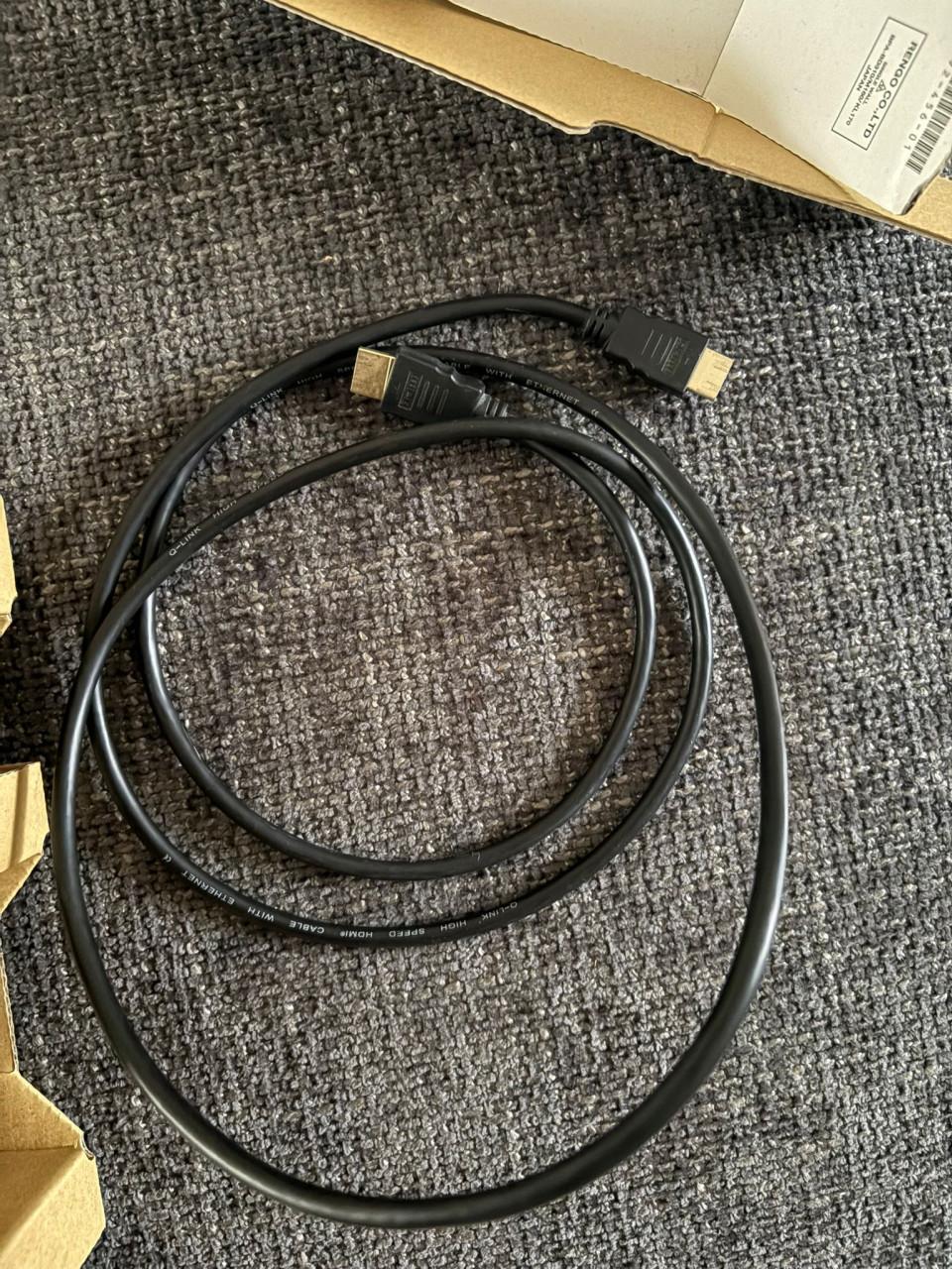 Playstation 4 compleet met headset controller etc