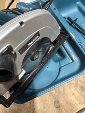 Makita circelzaag 2104R 190 mm