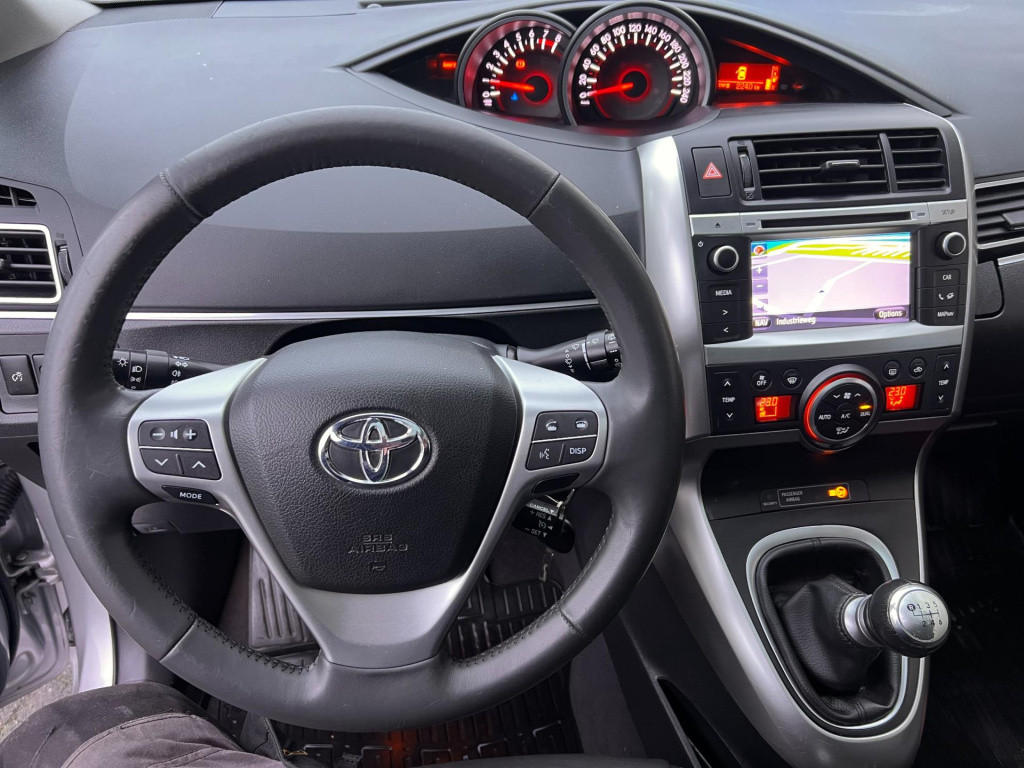 Toyota Corolla Verso 1.6 vvt-i business