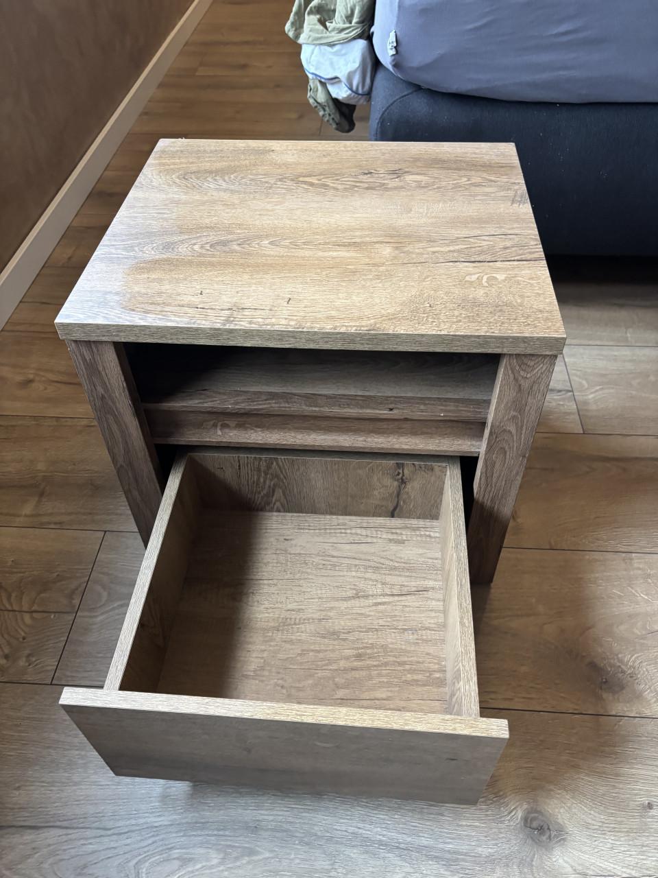 2x Jysk VEDDE ladekasten + nachtkastjes - donker eiken