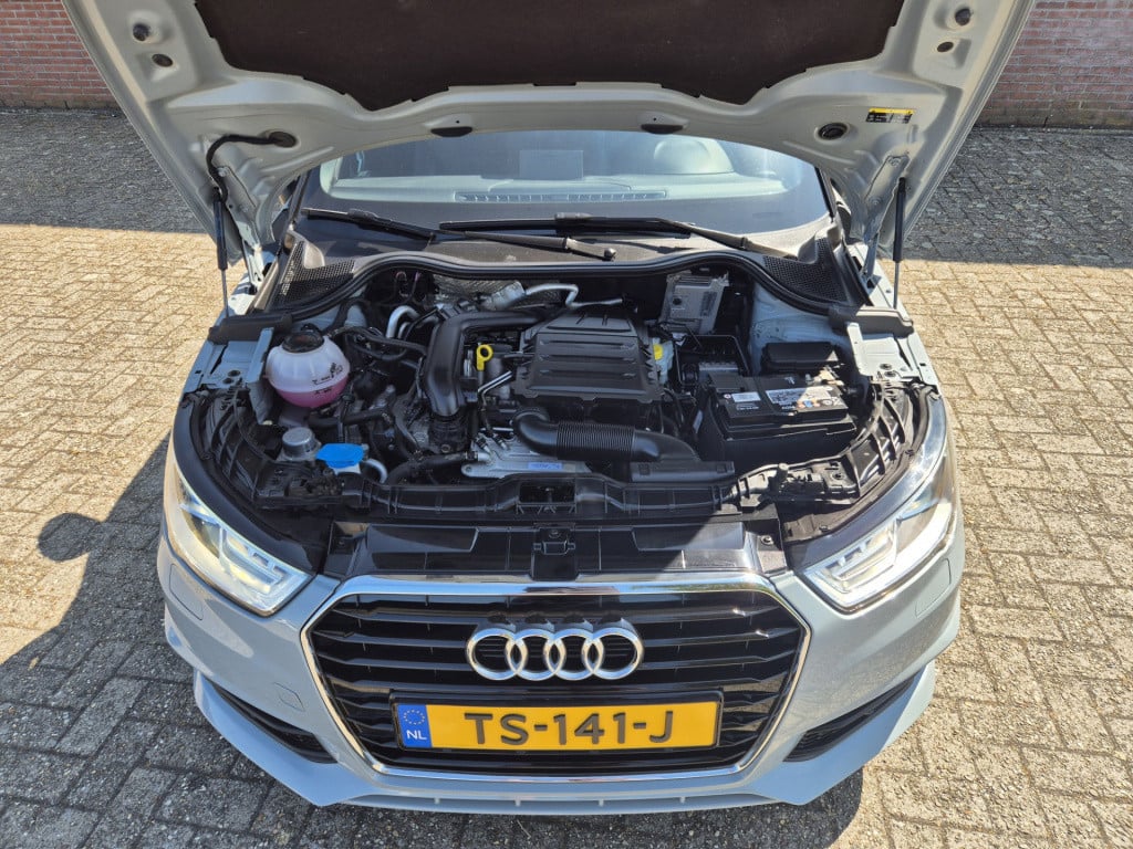 Audi A1 Sportback 1.0 tfsi 70kw/95pk advance sport s-line