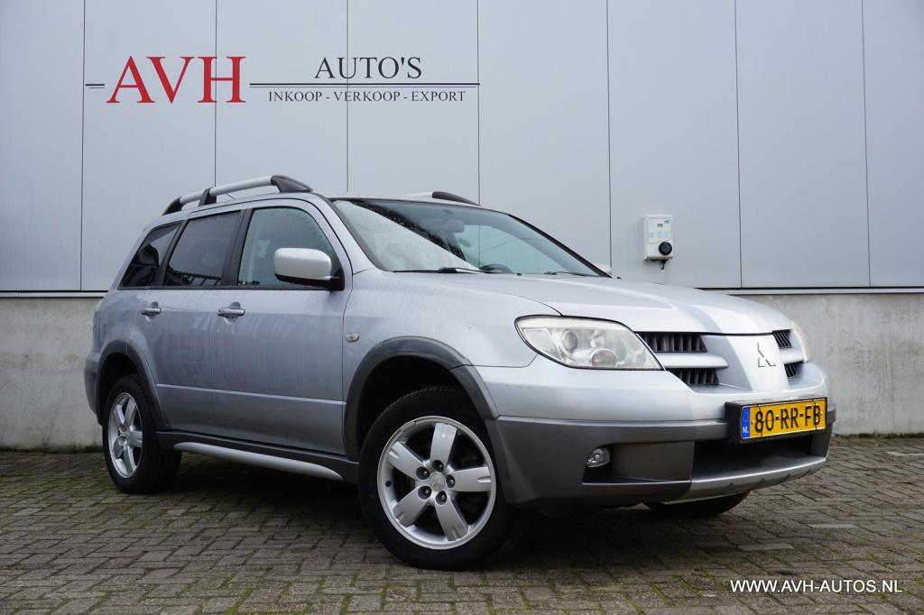 Mitsubishi Outlander 2.4 intense 4wd automaat