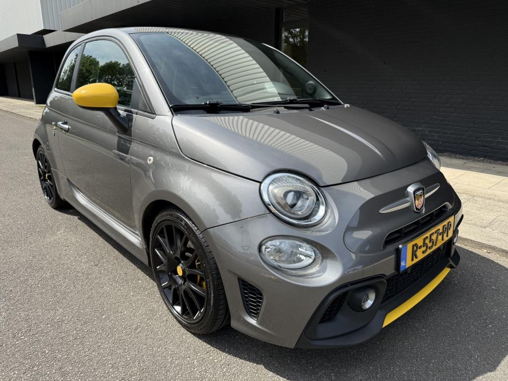 Fiat 500 1.4 t-j ab 595 pista // sabelt carbon stoelen //