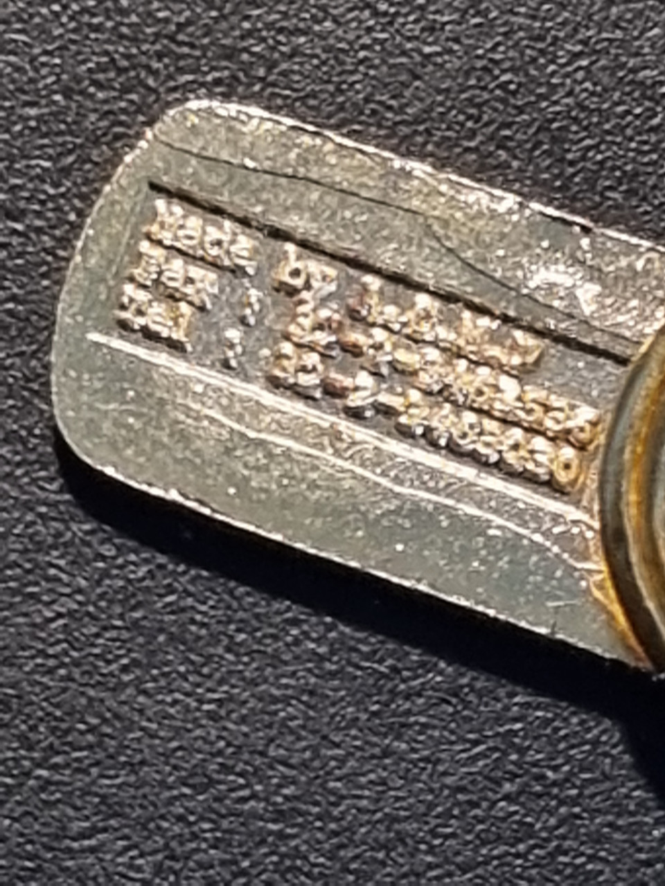 Vintage Pins 4 stuks. Bieden per stuk, aantal of alles in 1x