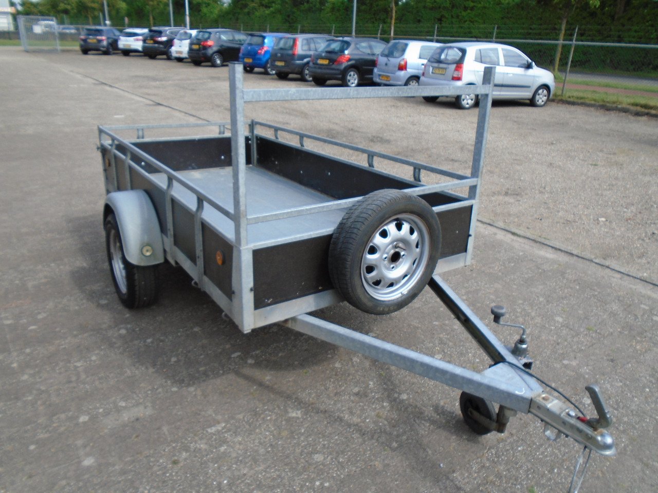Gegalvaniseerde aanhanger 255x130 GERESERVEERD