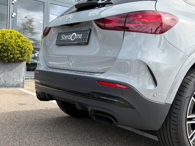 Mercedes-Benz Gla-klasse 200 business solution amg l panoramadak l mbux l m