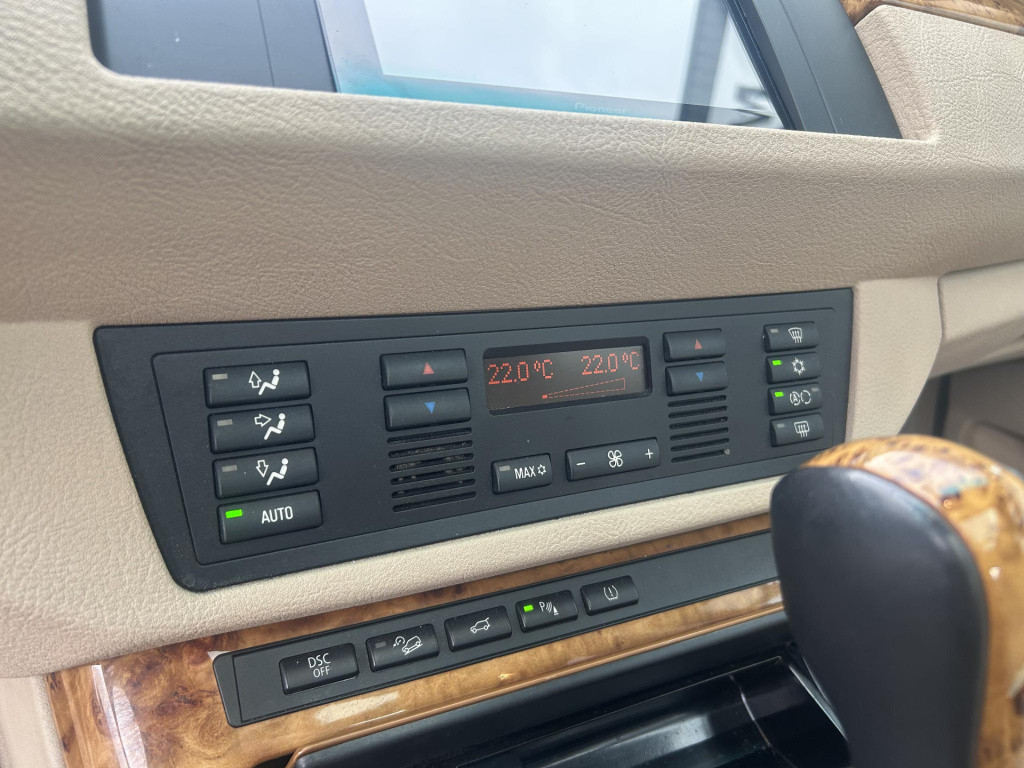 BMW X5 3.0i executive prachtige youngtimer|top staat| uniek lage km stand