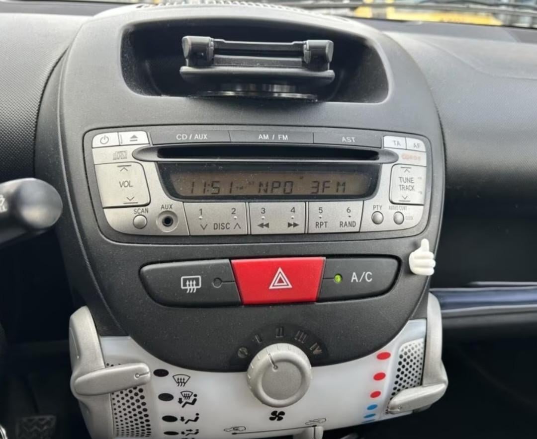 Peugeot 107 1.0 jaar 2014