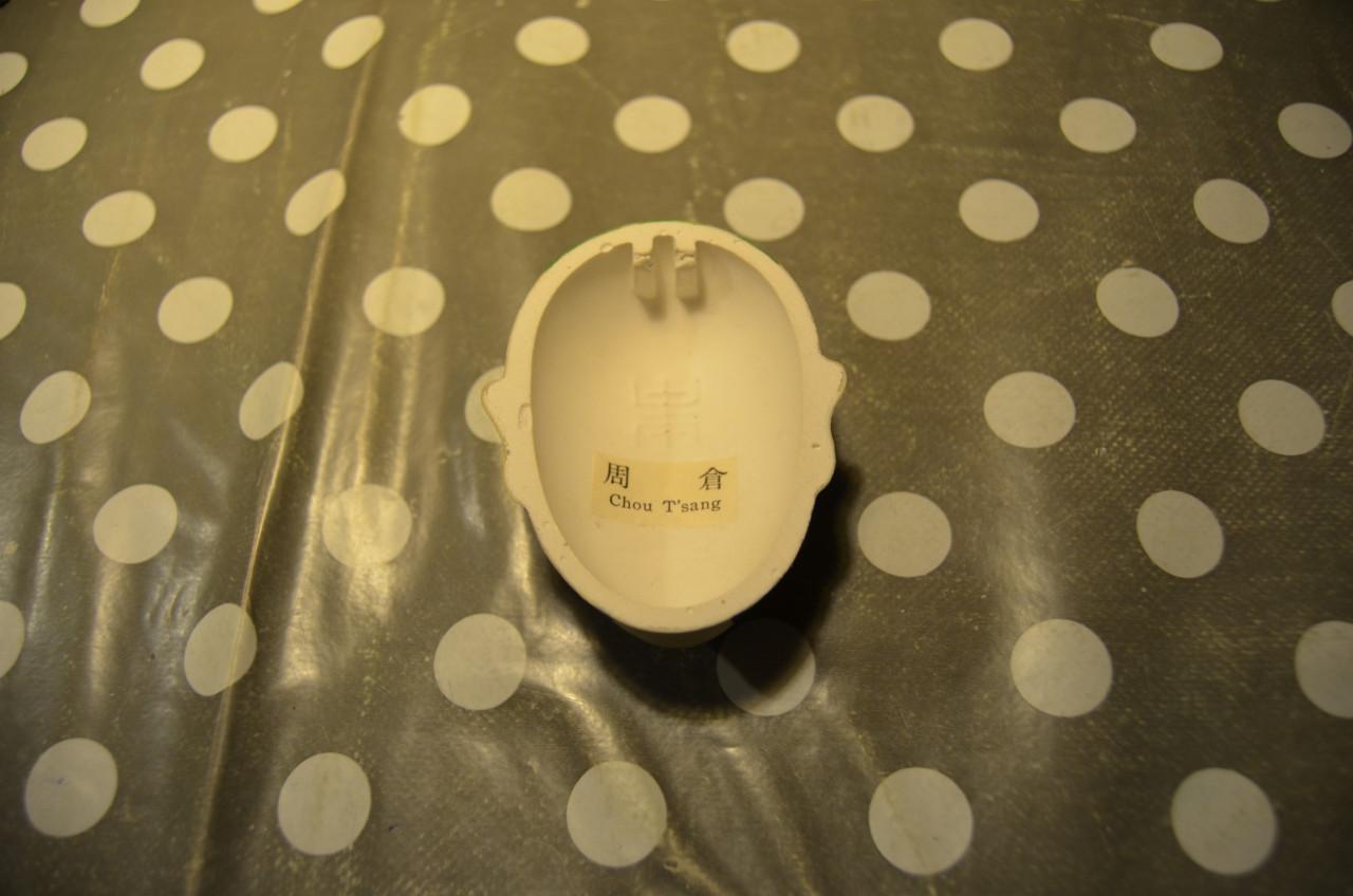 Klein gipsen Chinees maskertje