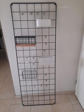 Kaartenrek / decoratie rek / wandrek  150 x 55 ( in goede nette staat )