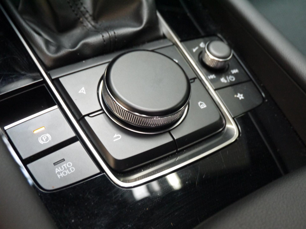 Mazda 3 2.0 e-skyactiv-g m hybrid 150 homura|rijklaar
