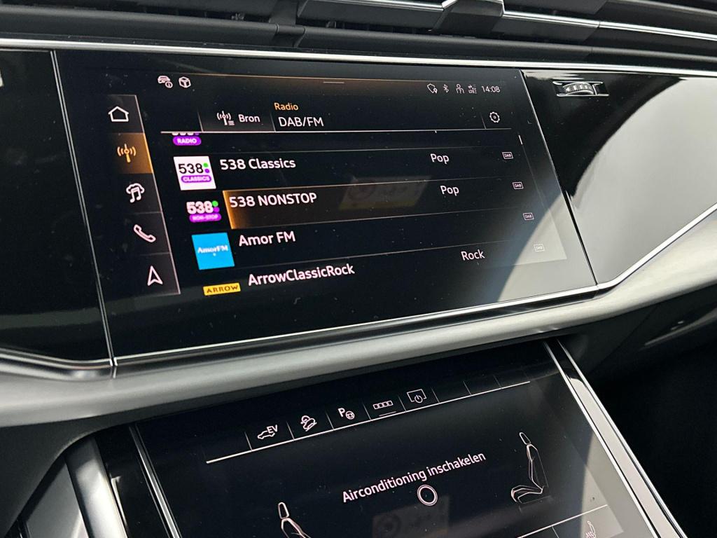 Audi Q7 pro line s 55 tfsi e 290 kw / 394 pk suv 8 versn.