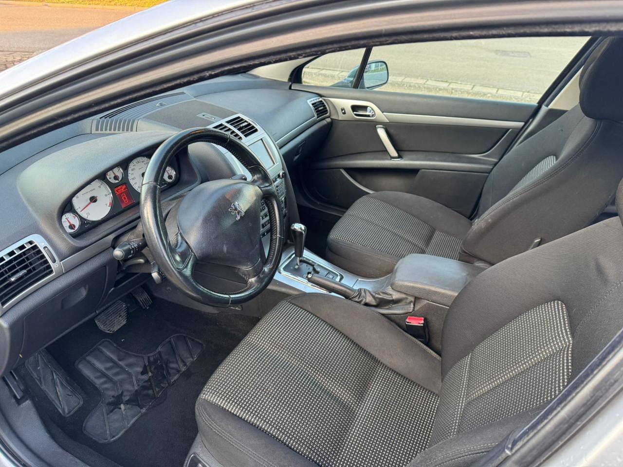 Peugeot 407 station bj 2007 automaat  1000 euro