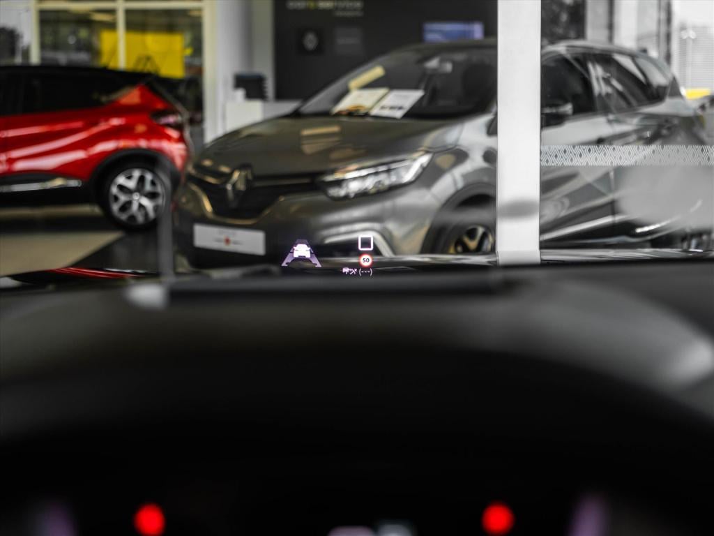 Citroen C4 1.2 puretech 130pk shine automaat | hud | camera | navigatie | p