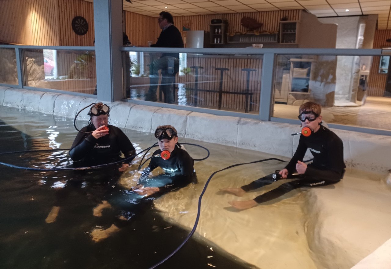 Kom óók zwemmen, snorkelen of Snuba duiken bij Fish World