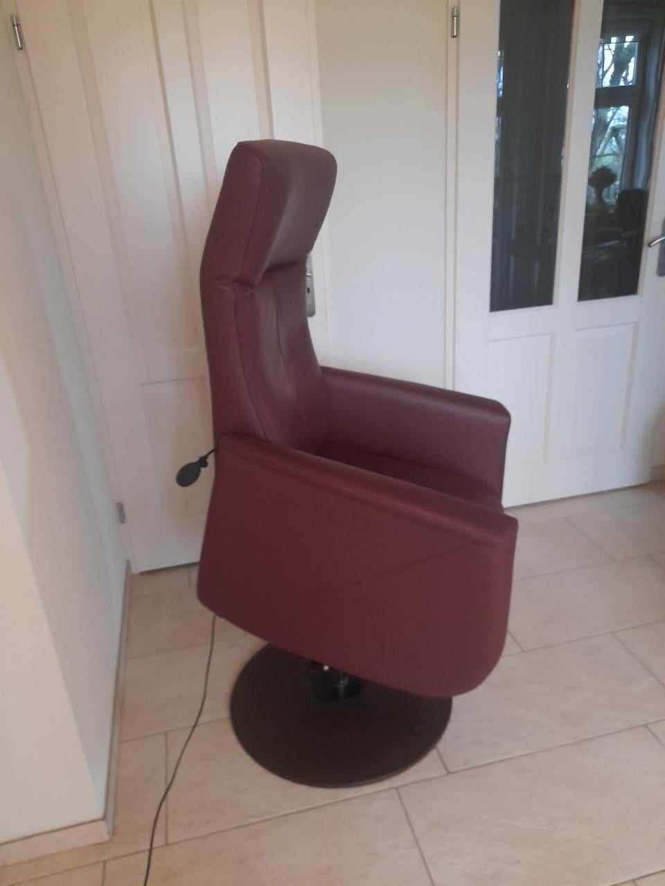 Prominent lederen Sta- op- stoel (in goede nette staat )