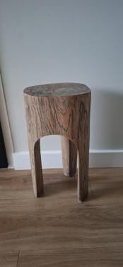 Mooi houten krukje