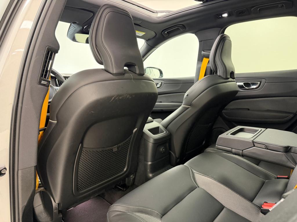 Volvo XC60 2.0 t8 plug-in-hybrid awd polestar engineered panoramadak | trek