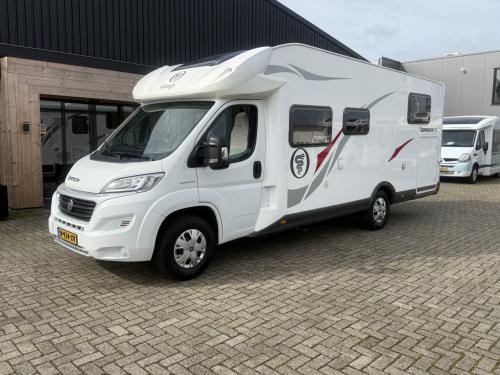 Elnagh Baron 73 ( 2x lengtebedden,heftbed,garage,zeer netjes )