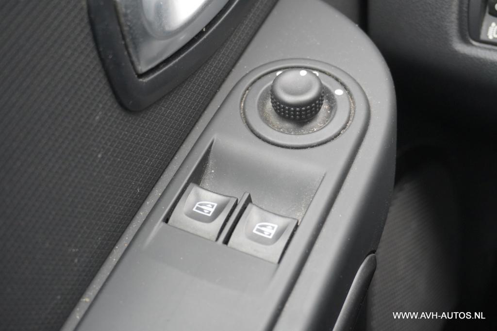 Renault Clio 0.9 tce eco night&day