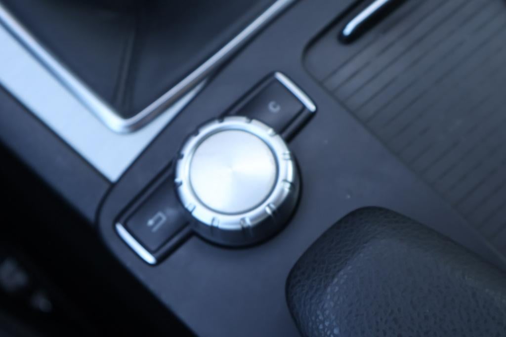 Mercedes-Benz C-Klasse 180 prestige avantgarde i trekhaak i lederen bekledi