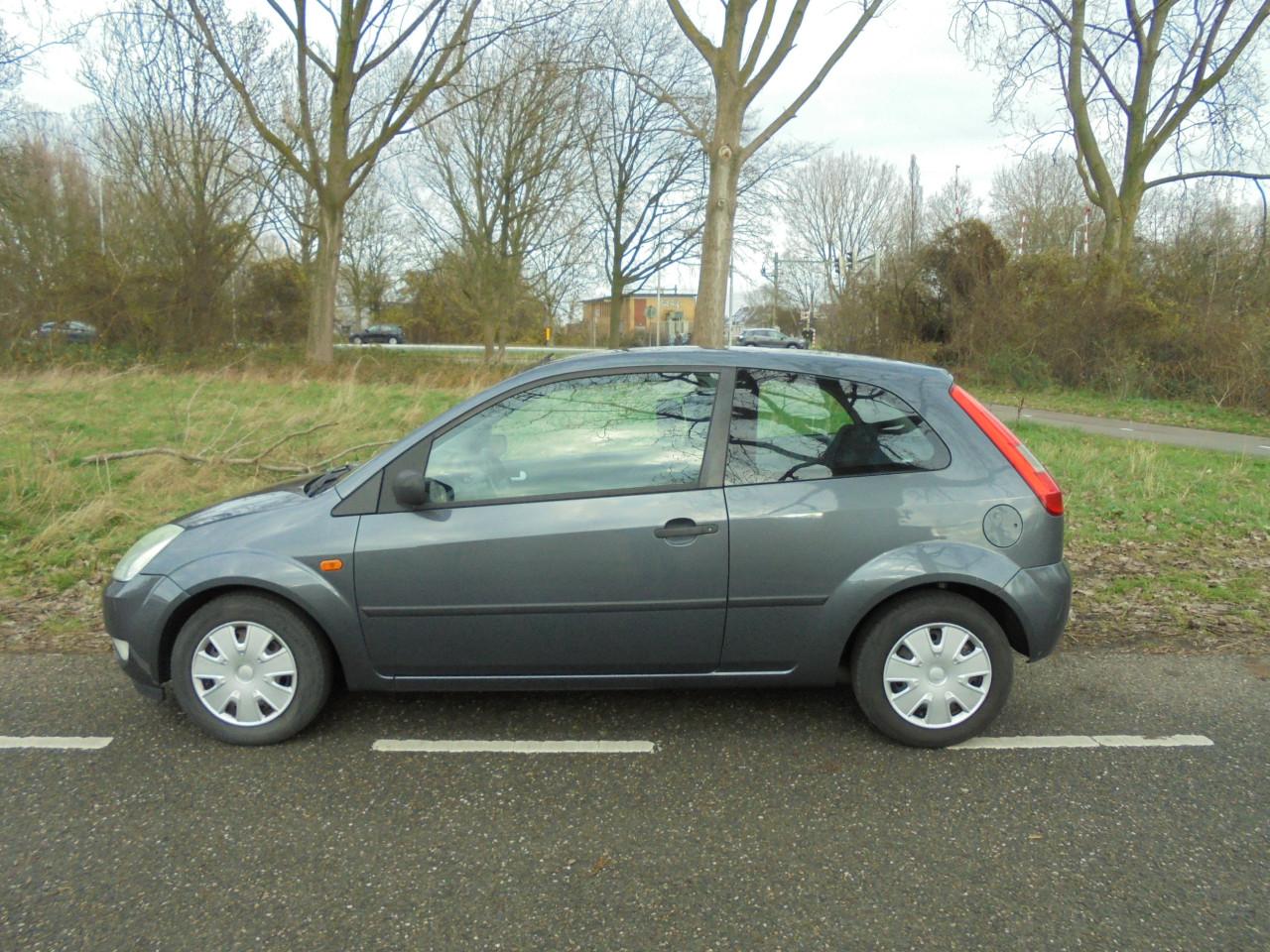 Ford Fiesta 1.3  Futura in leuke goede staat met Apk en N.A.P prijs € 895