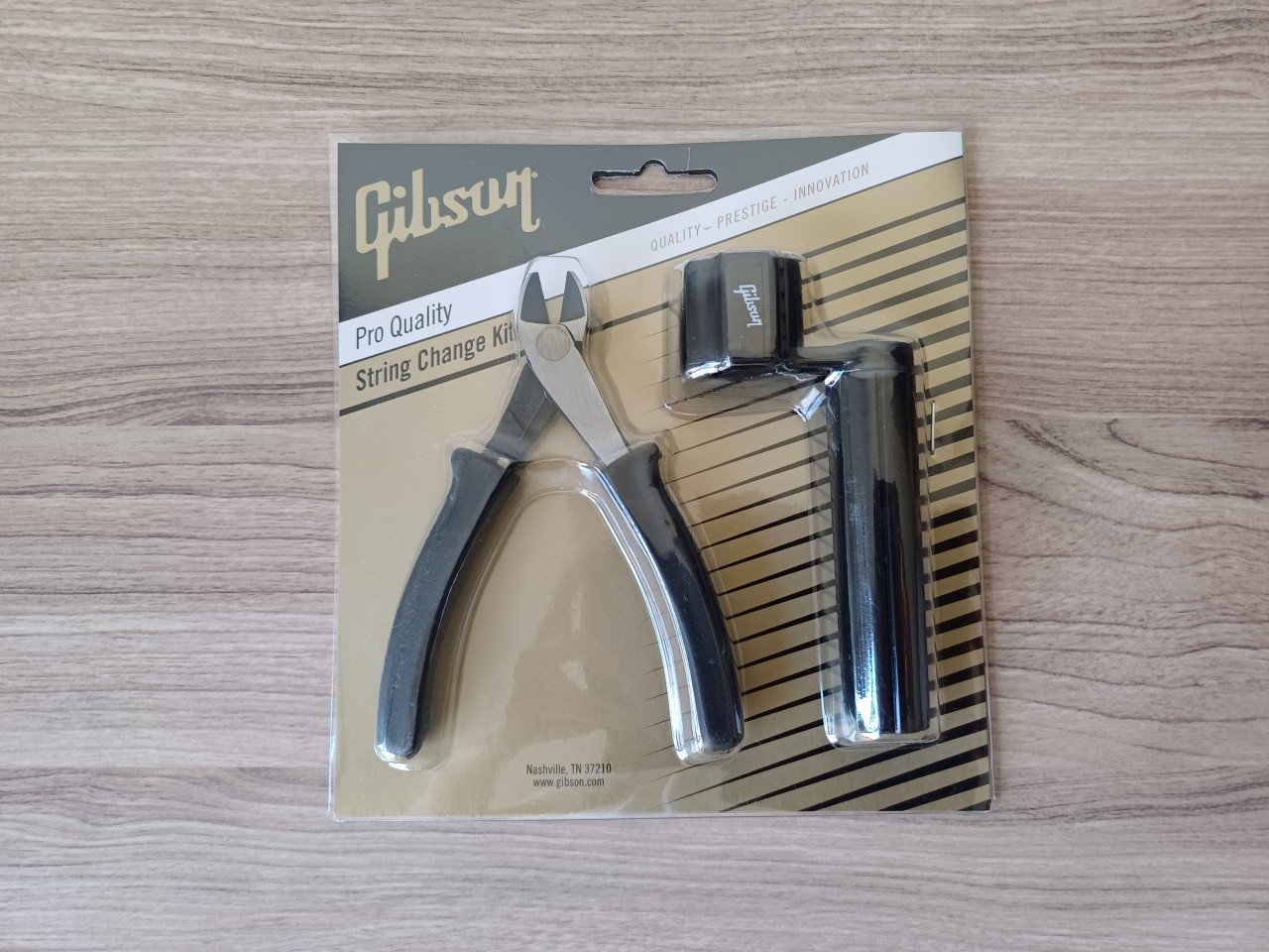T-shirts en accessoires van gitaarmerken (Fender, Gibson, Epiphone, Yamaha)