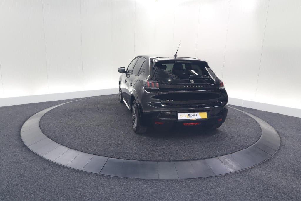 Peugeot 208 ev allure 50 kwh | 3 fase laadfunctie | parkeersensoren | apple