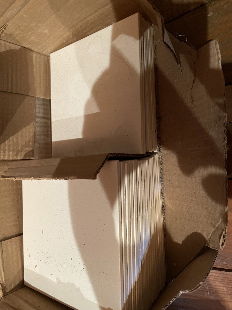 25 wandtegels 15x 15 gebroken wit mat