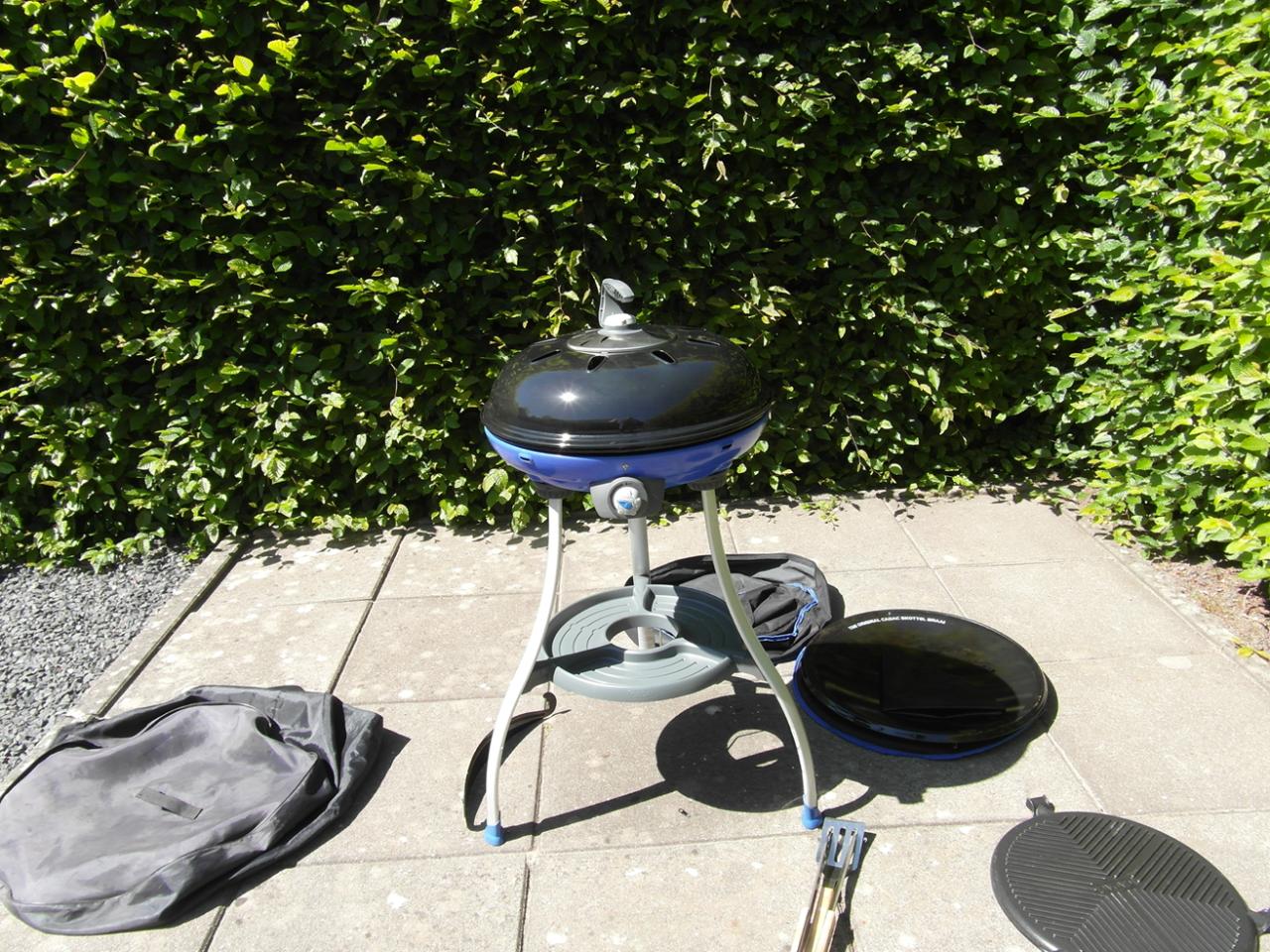 Cadac Safari Chef skottelbraai met veel accessoires in handige opbergtassen