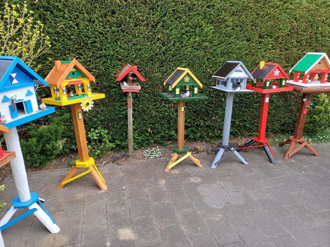 Nest kastjes , Vogelhuisjes  in div. kleurstellingen te Koop