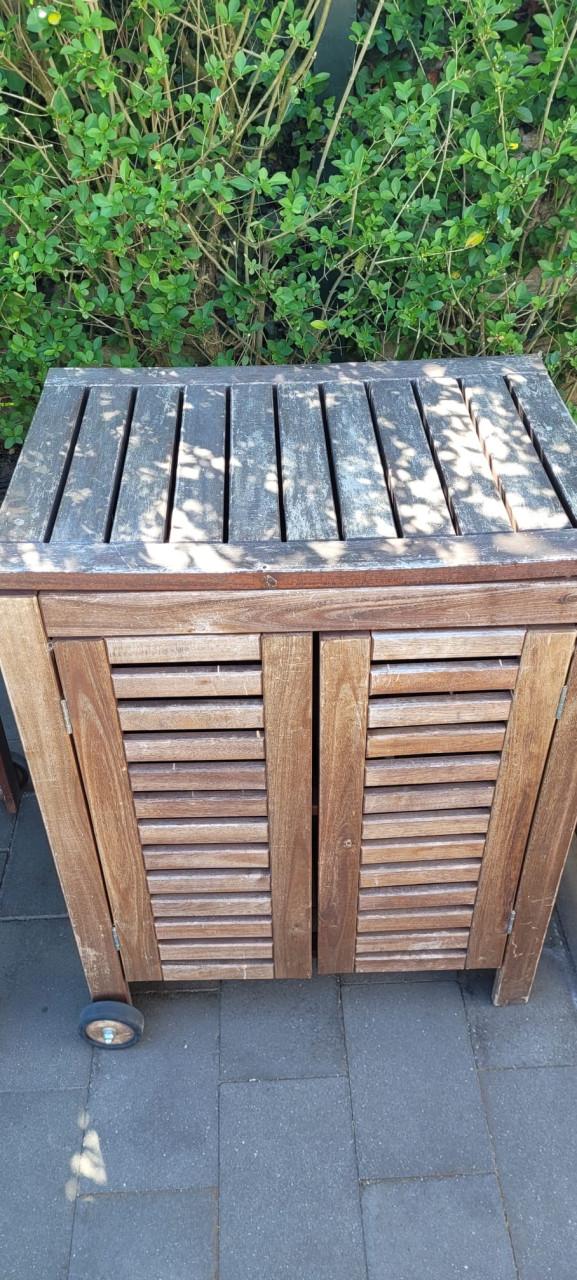 Tuinset met barbecue
